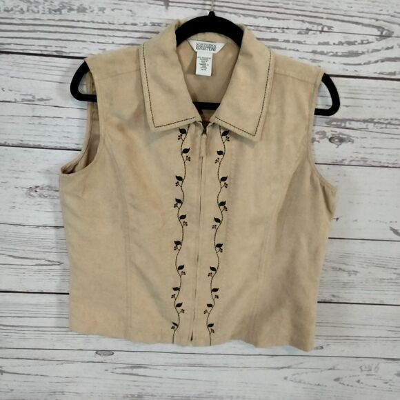 "Northern Reflections" woman's vest  - Picture 2 of 8